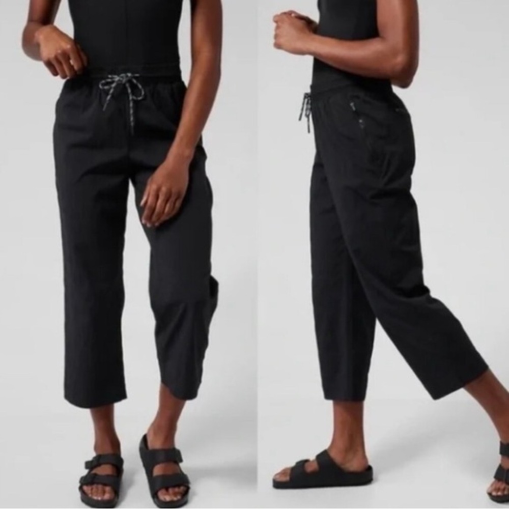 Athleta Trekkie Straight Crop Hiking Travel Pants Black Women 8